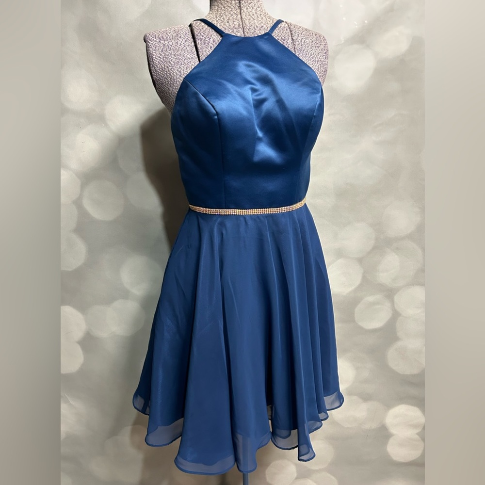 Faviana size 0 Blue‎ Halter Dress with rhinestone waist